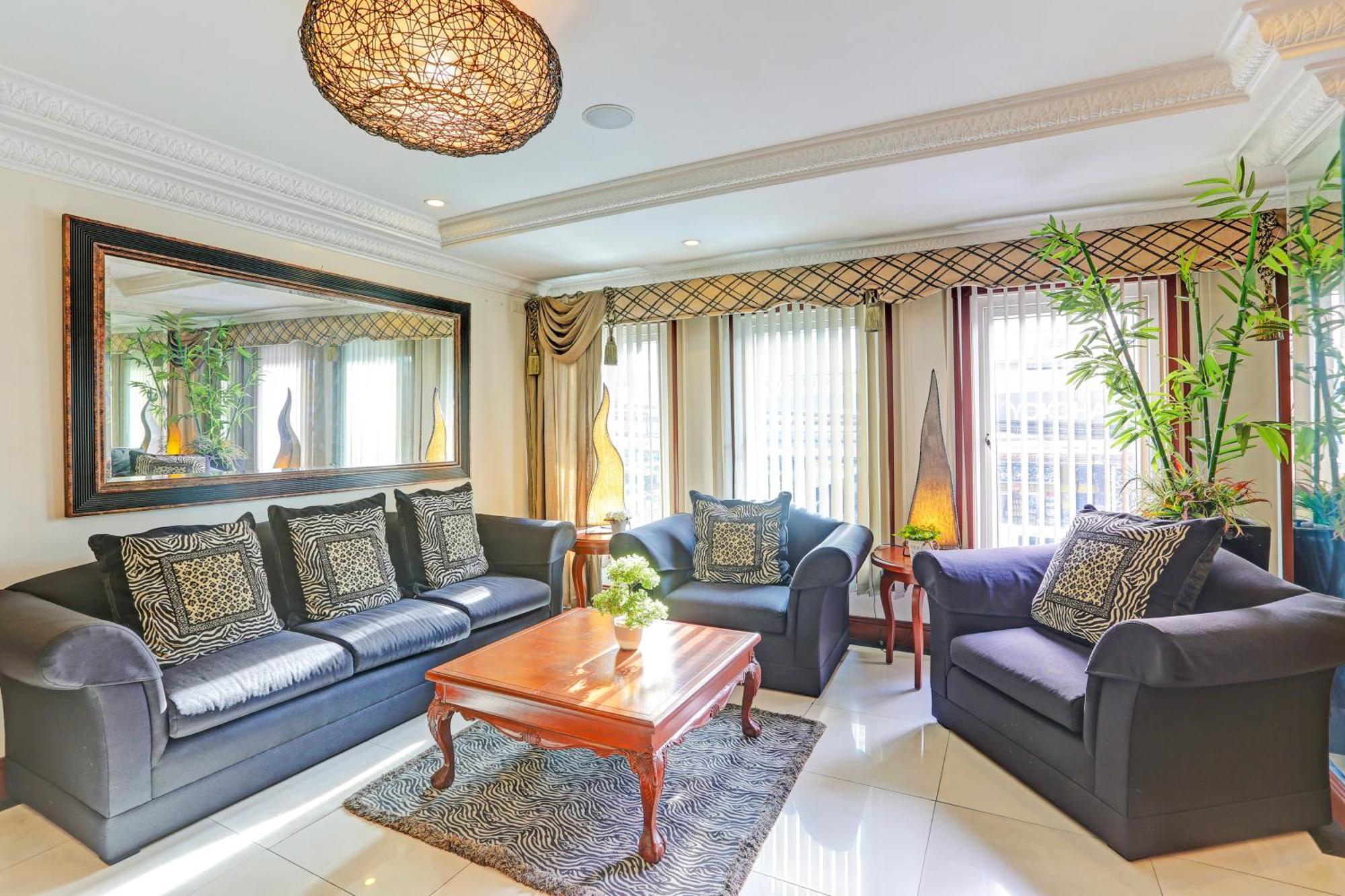 Townhouse Oak Vip Suites, Near Pnr Pasay Evangelista, Makati Manila Makati City Exterior photo